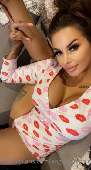 Angelique Noir Photo #30