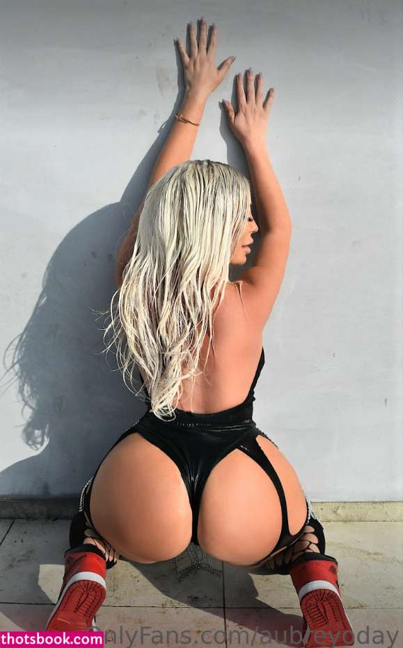 Aubrey Oday Photo #28