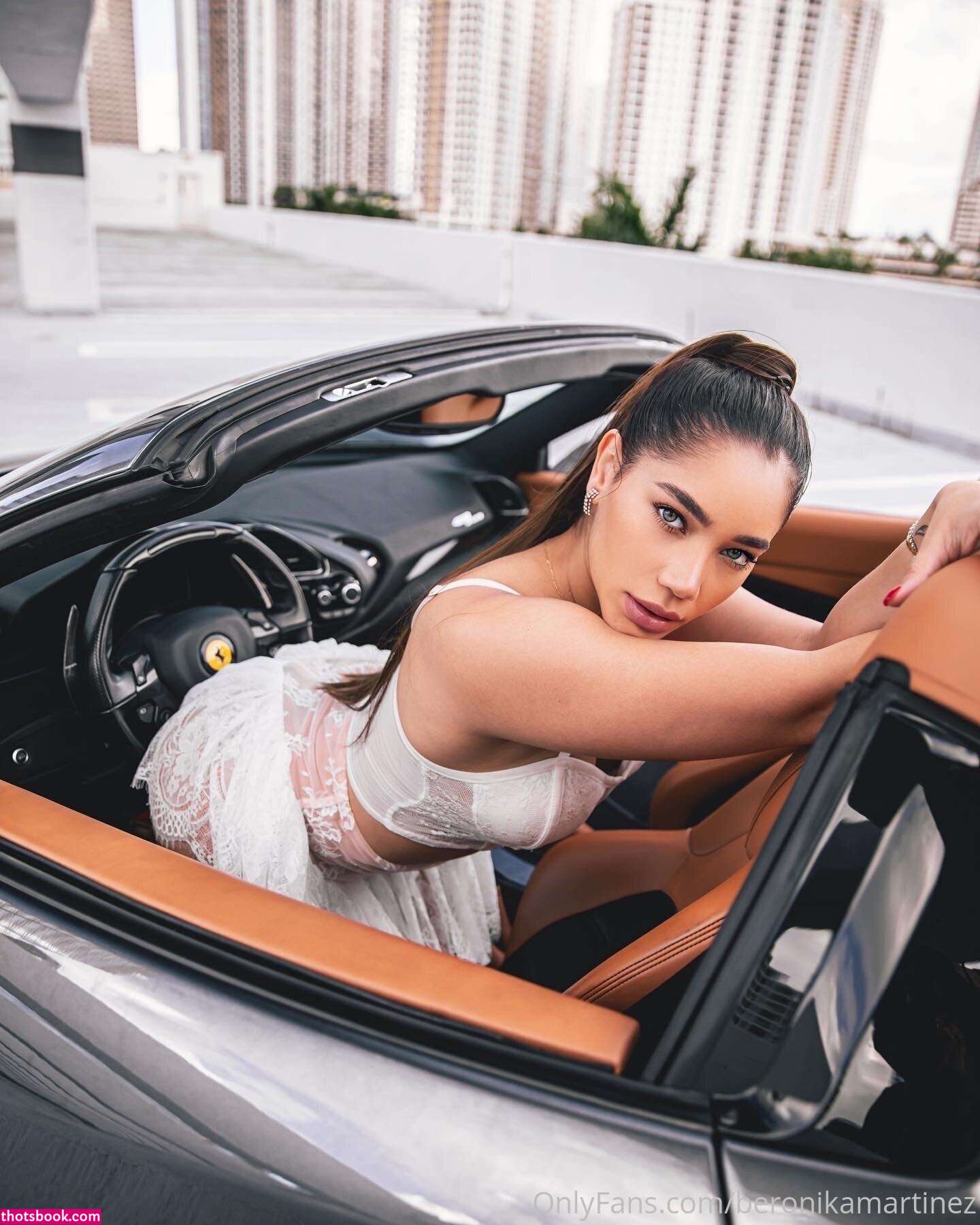 Beronika Martinez Photo #31