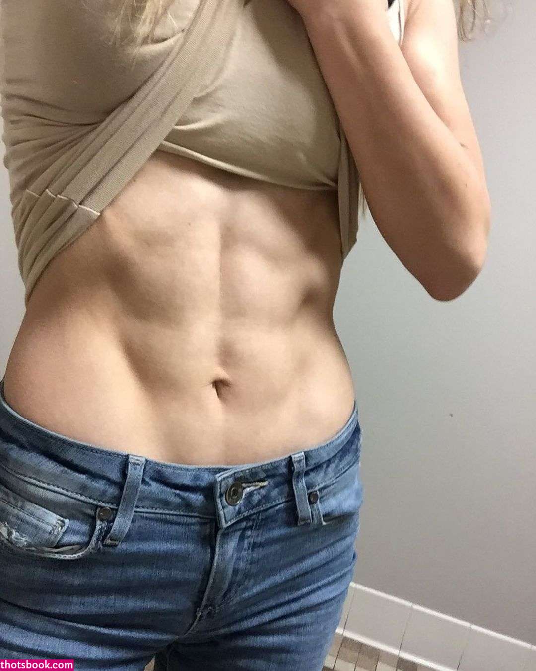 Abbie Maley Photo #15