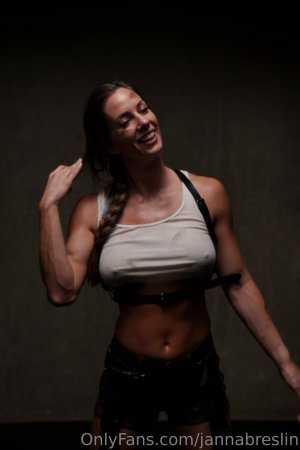 Janna Breslin Post #24