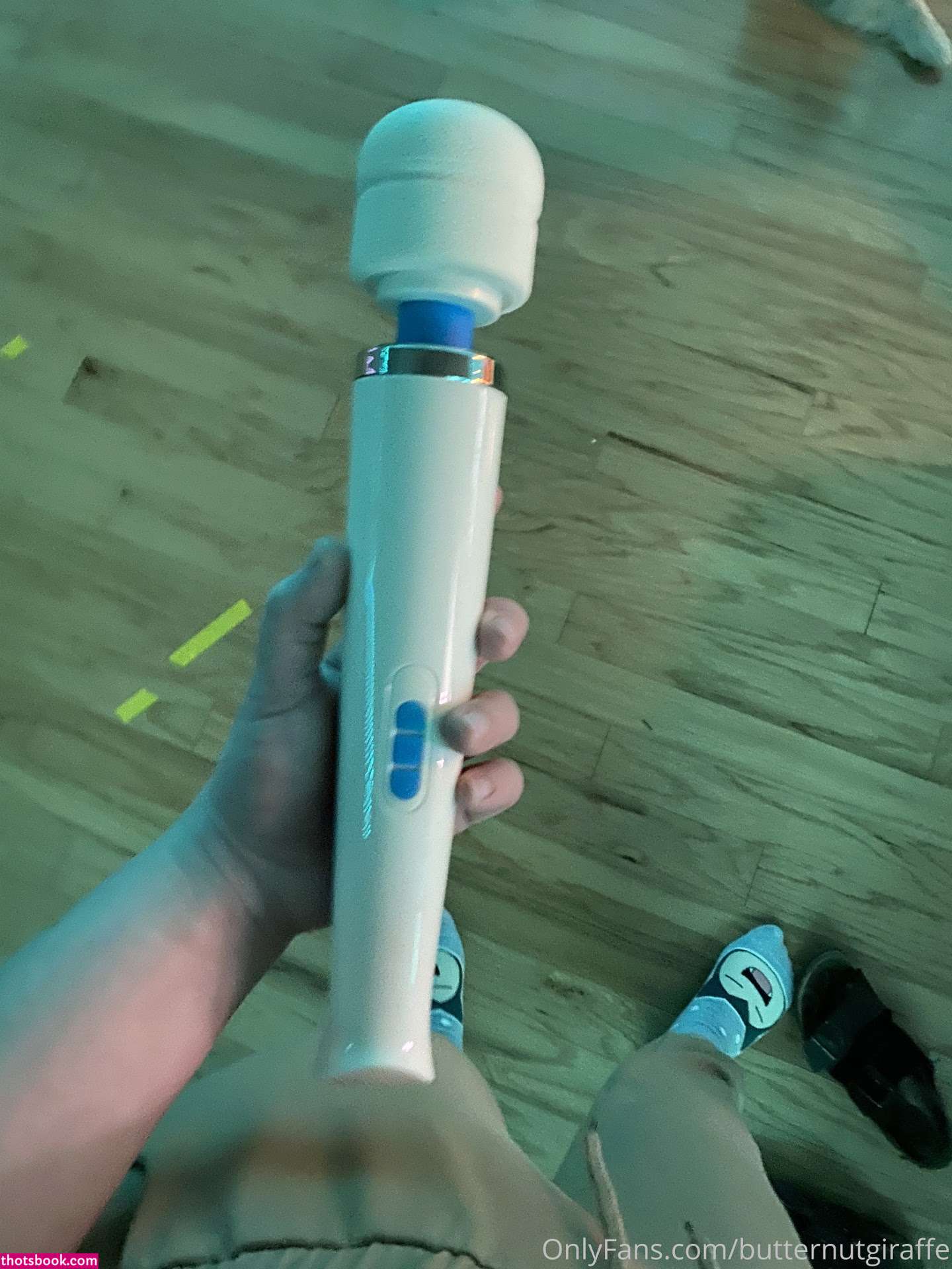 Butternutgiraffe Photo #74