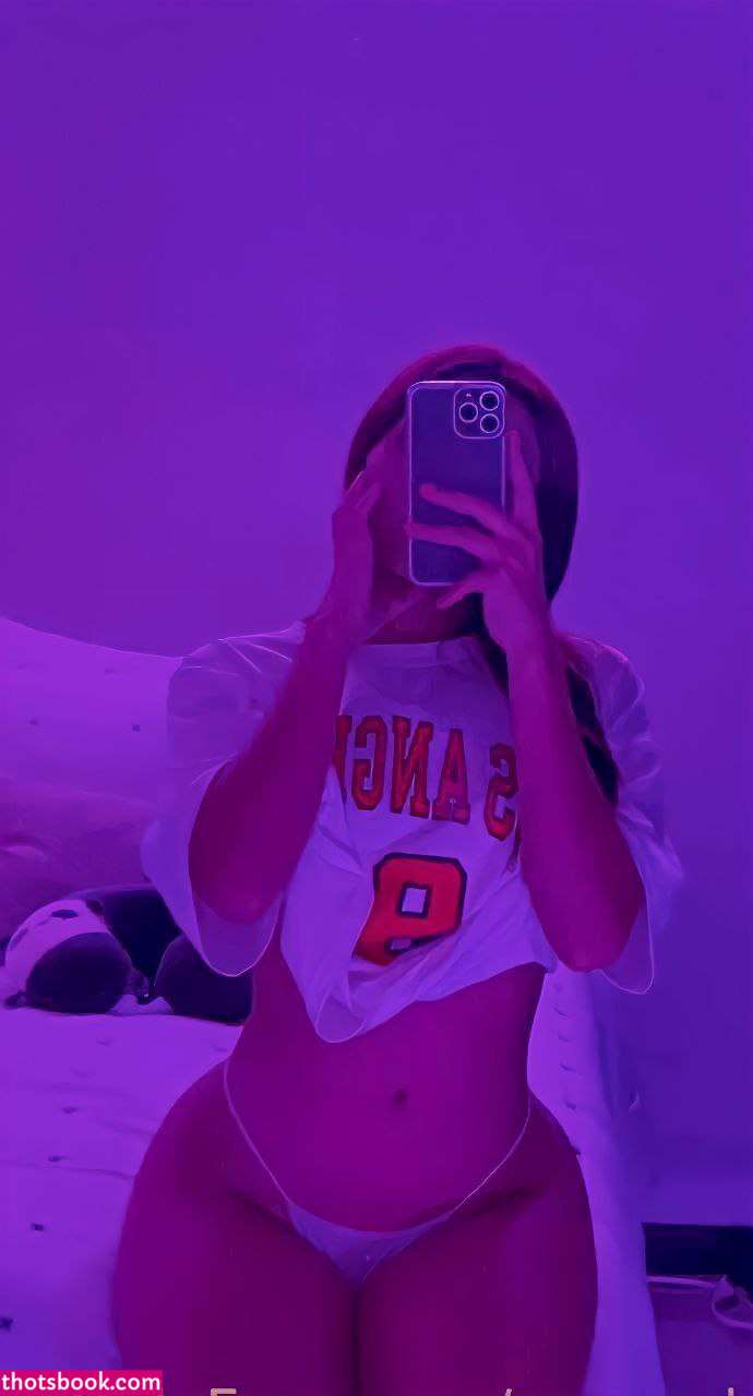 Manuelaqmm Photo #34