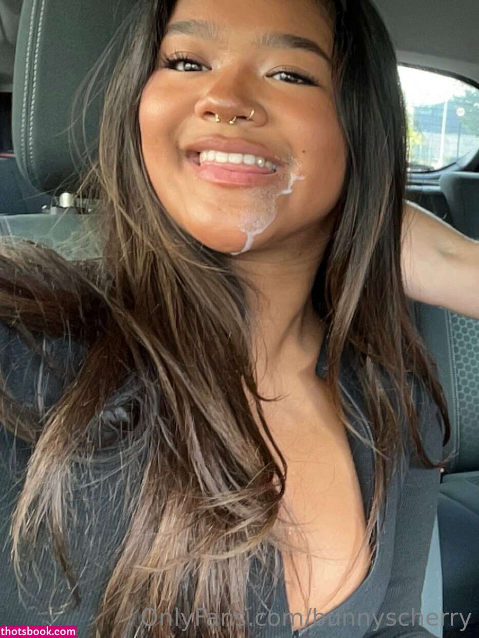 Bunnyscherry Photo #18