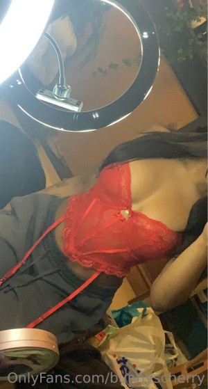 Bunnyscherry Photo #20