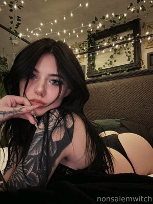 Claire Estabrook Photo #195