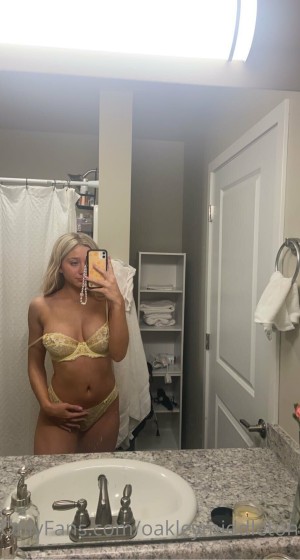 Oakleymiddleton18 Photo #11