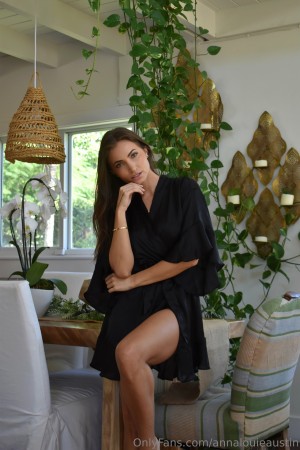 Anna Louise Photo #885