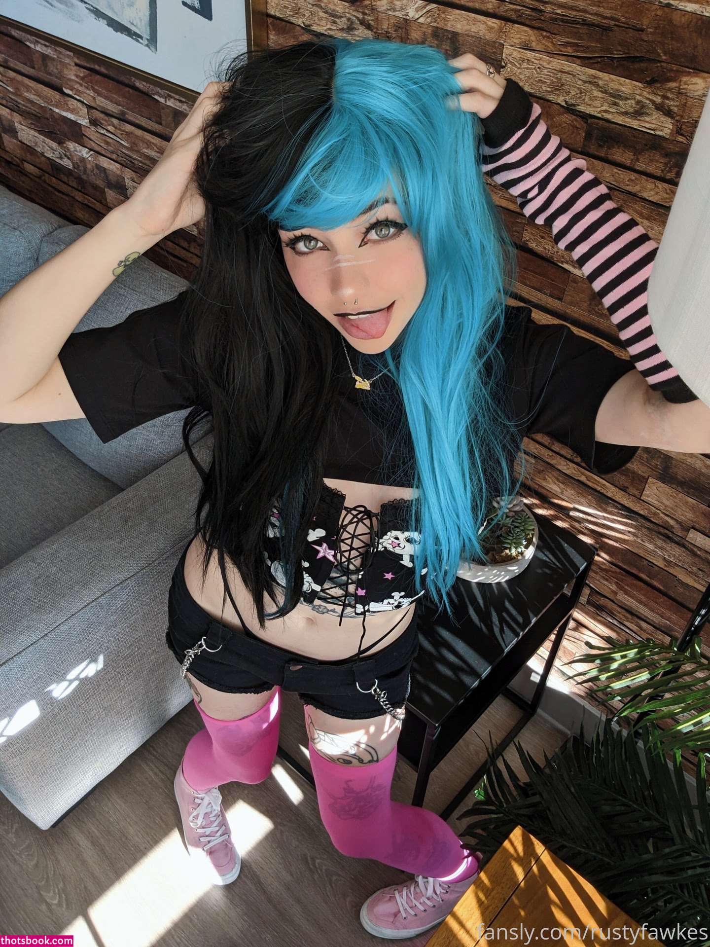 Rusty Fawkes Photo #878