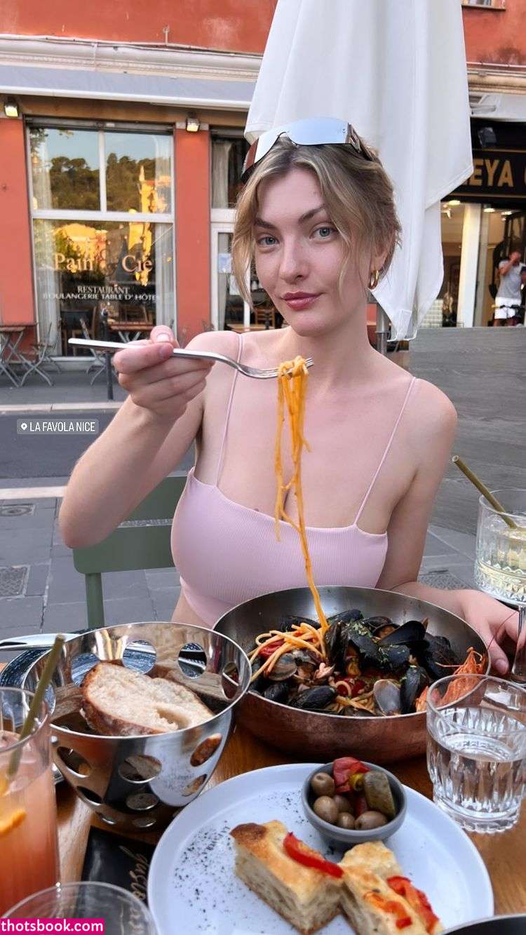 themaralyn Photo #48