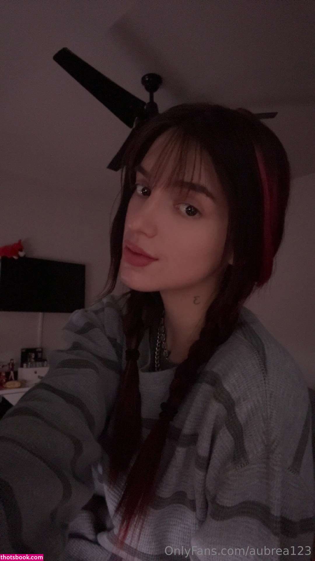 aubrea123 Photo #36