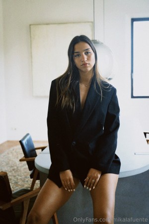 Mikaela Lafuente Post #64