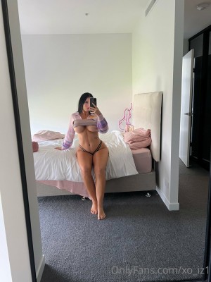 Izzy Davis Photo #100