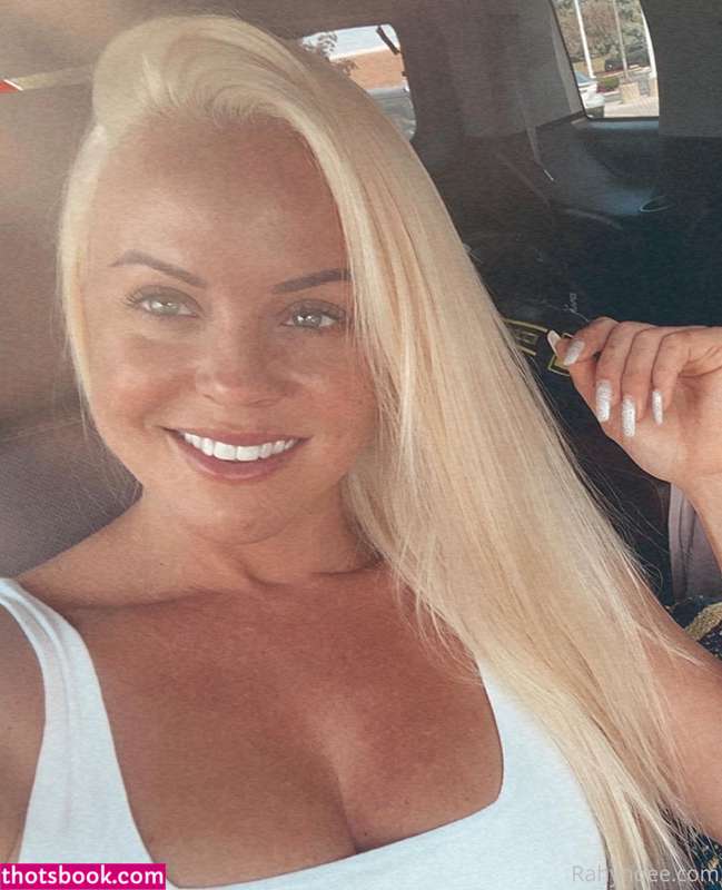 Rahyndee James Photo #69