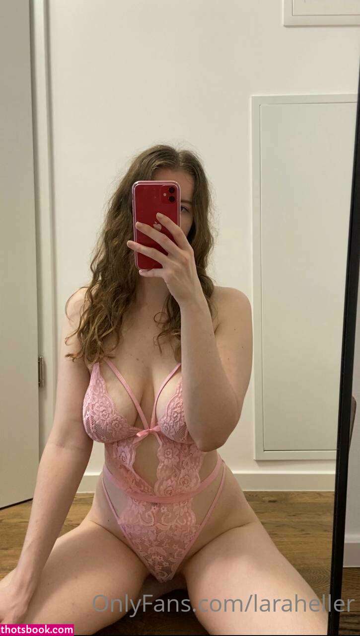 Laraheller Photo #129