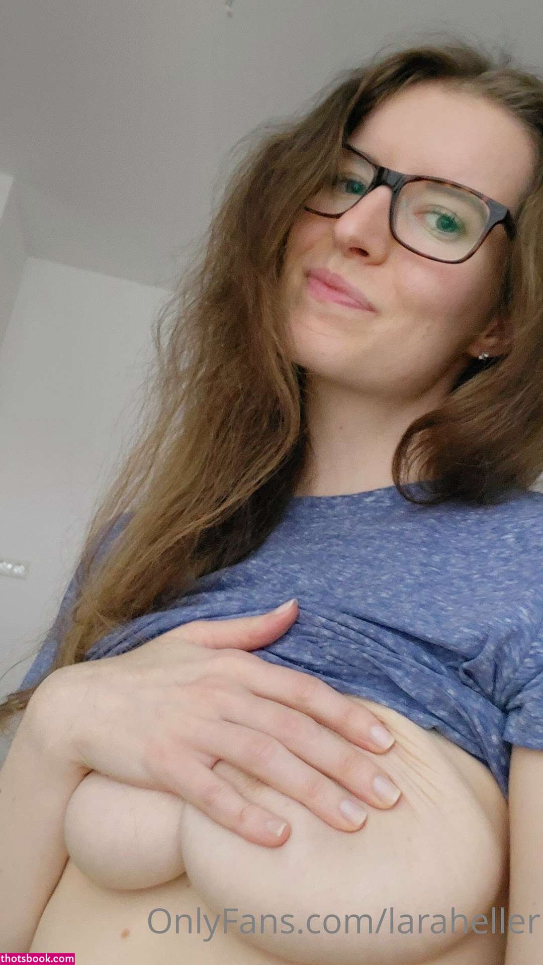 Laraheller Photo #179