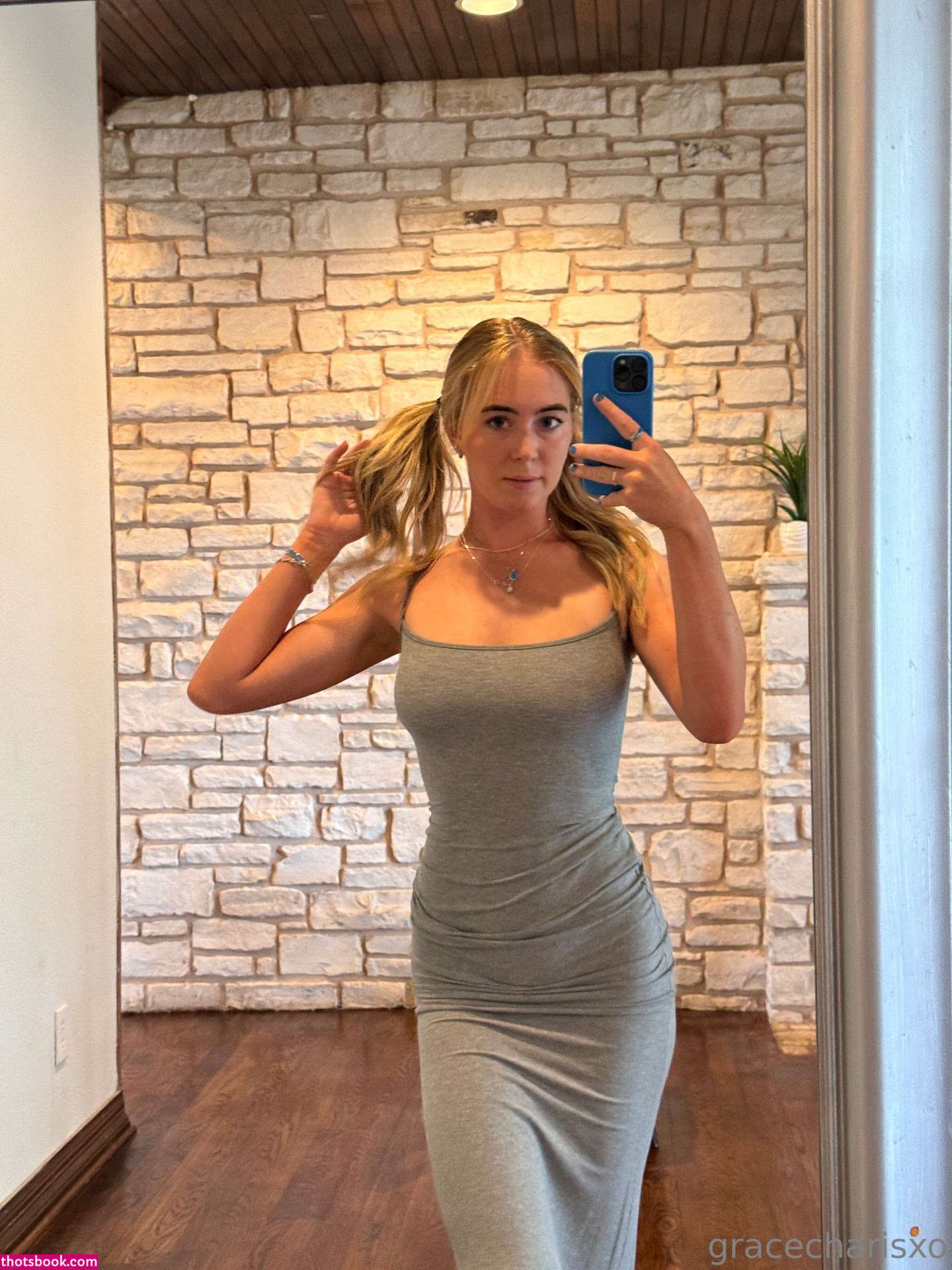 Grace Charis Photo #582