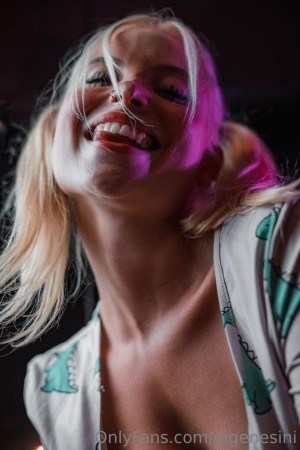 Giovanna Genesini Photo #199