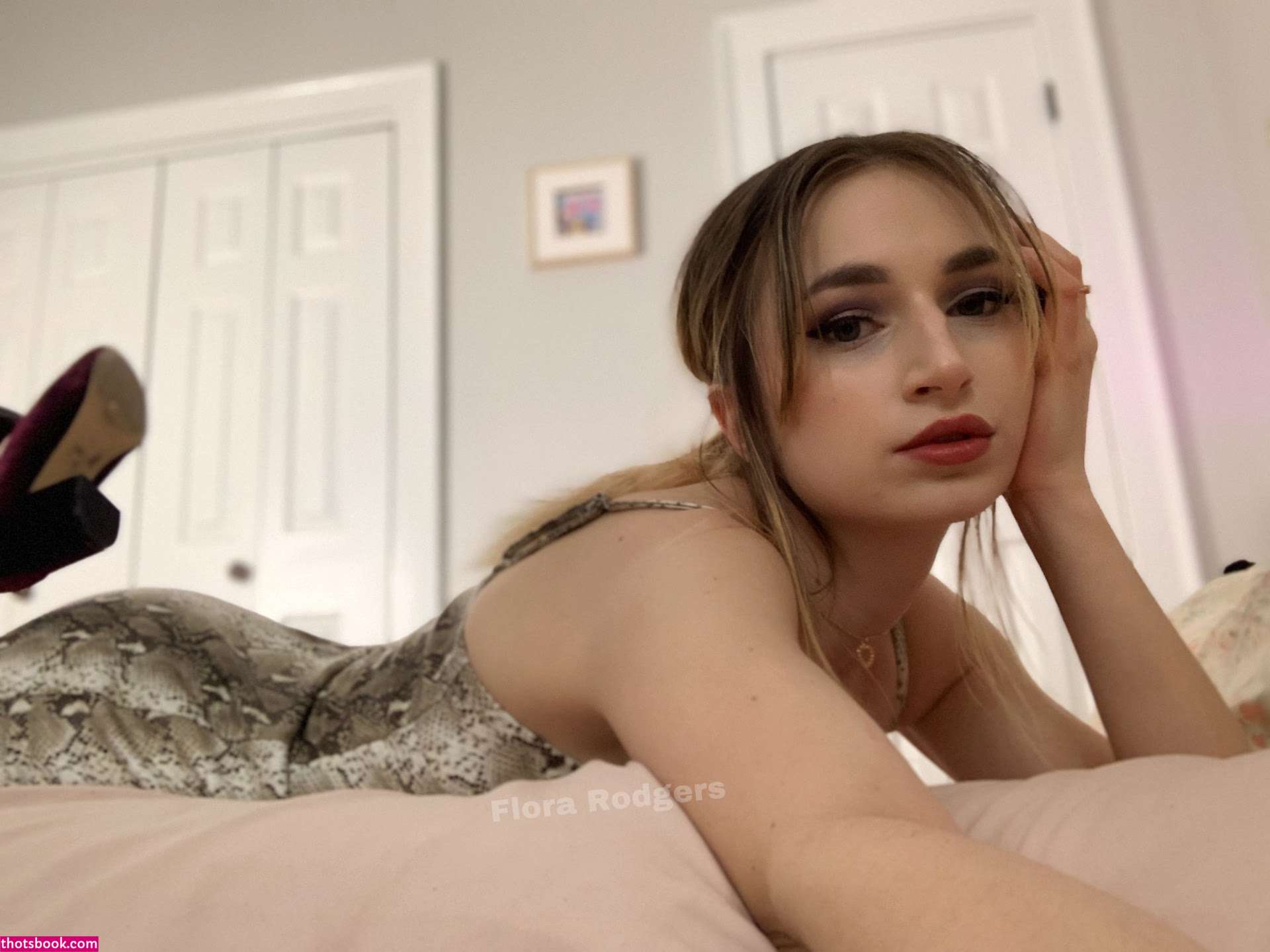 Flora Rodgers Photo #107