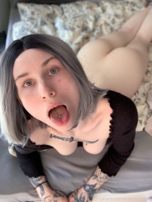 inkedsophiie Photo #35