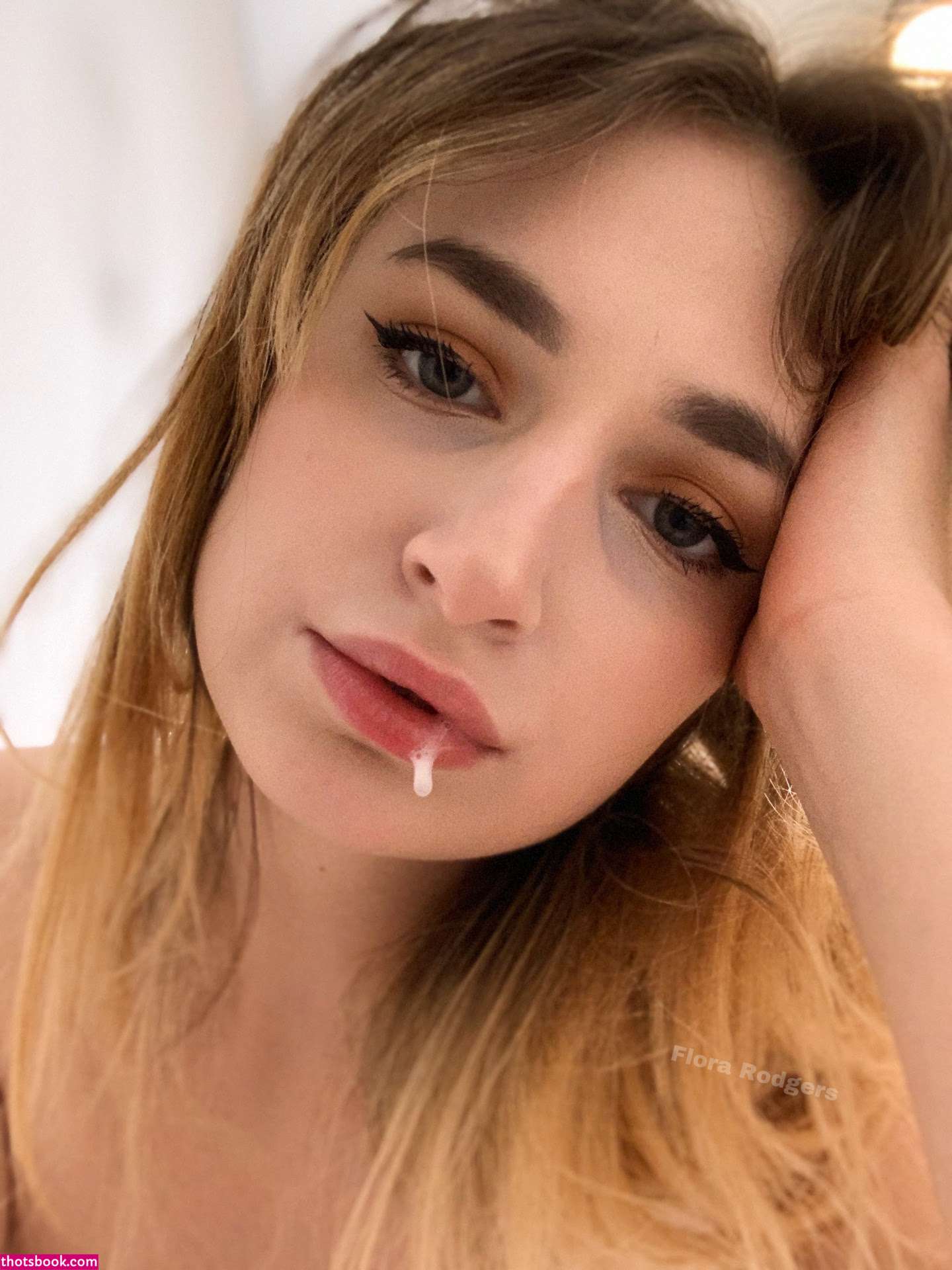 Flora Rodgers Photo #134