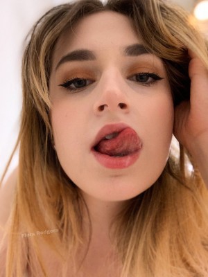 Flora Rodgers Photo #141