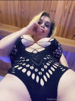 Amber Hayes Photo #119