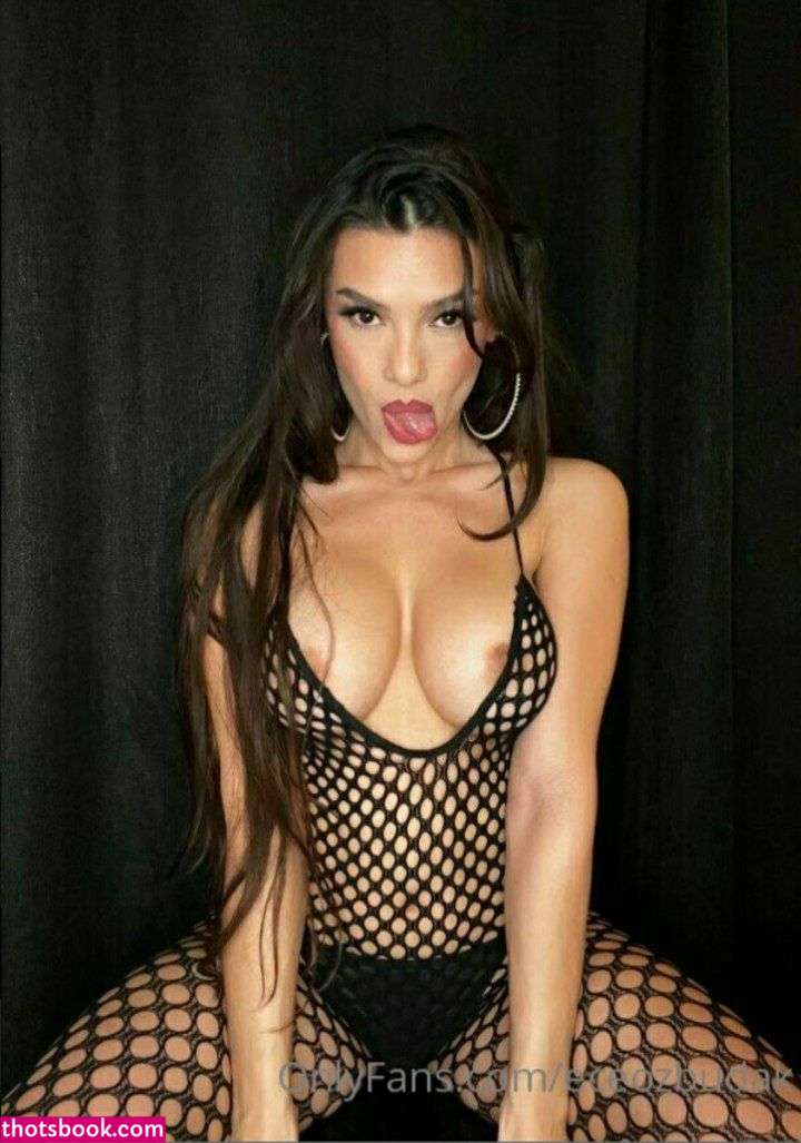 eceozbudak Photo #86