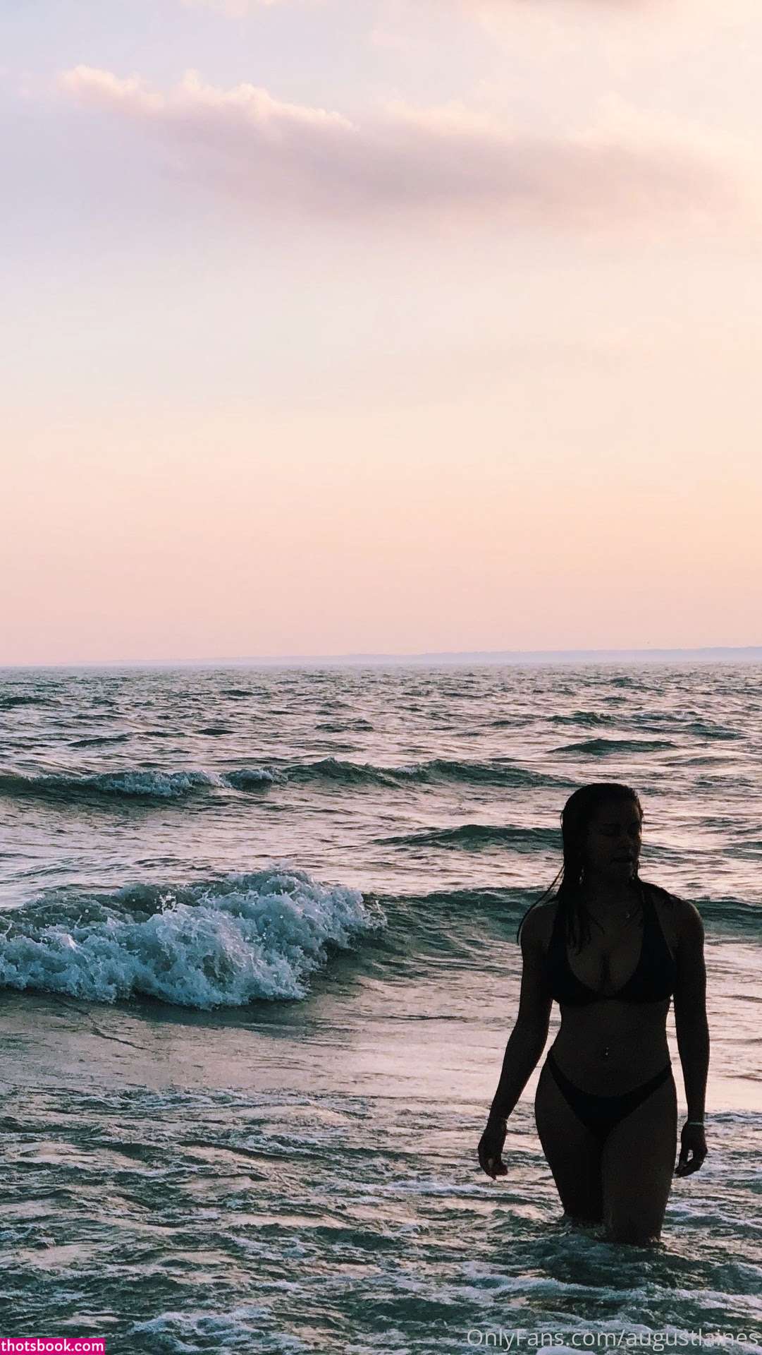 August Laines Photo #131