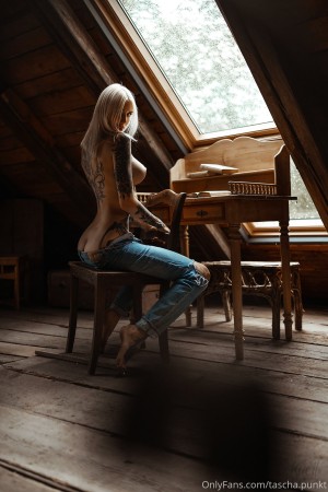 Tascha Punkt Photo #27