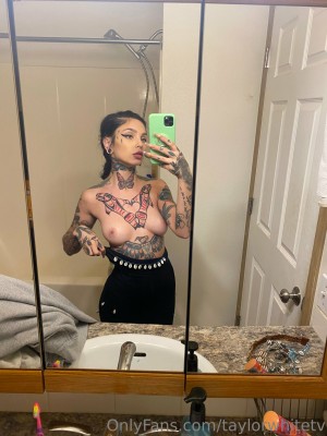 taylorwhitetv Photo #34