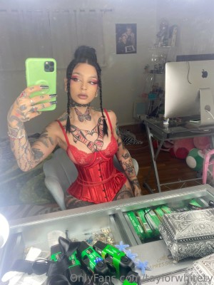 taylorwhitetv Photo #57