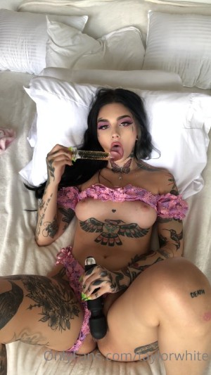 taylorwhitetv Photo #78