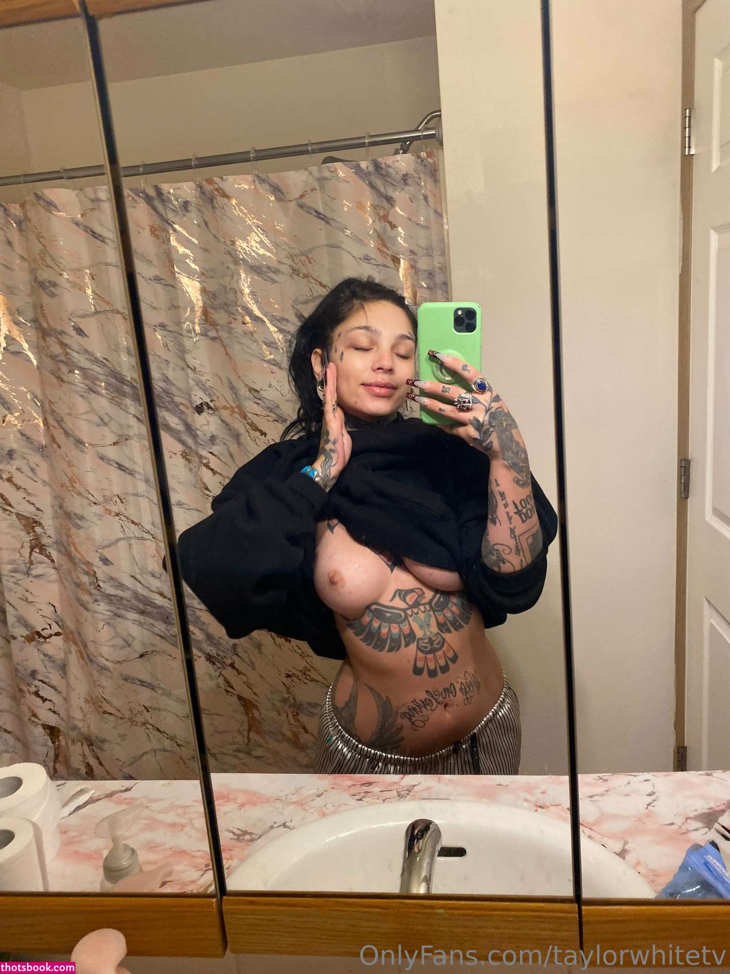 taylorwhitetv Photo #150