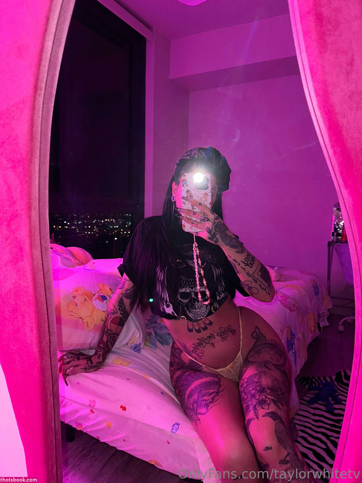 taylorwhitetv Photo #208