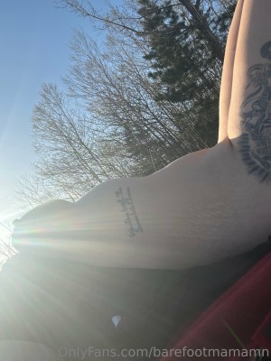 Barefootmamamn Photo #2