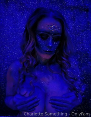 Charlotte Something Photo #215