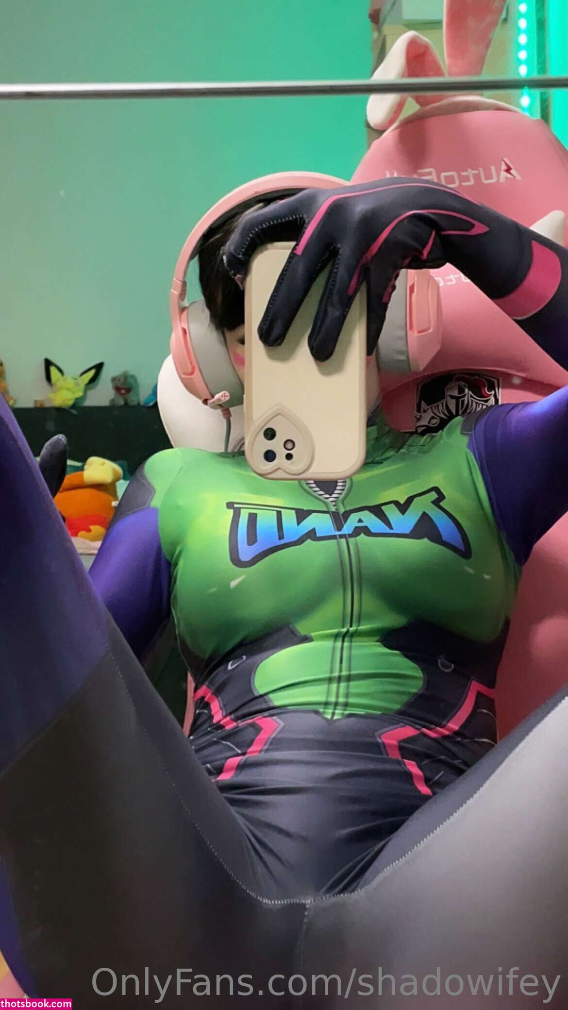 Shadowifey Photo #38