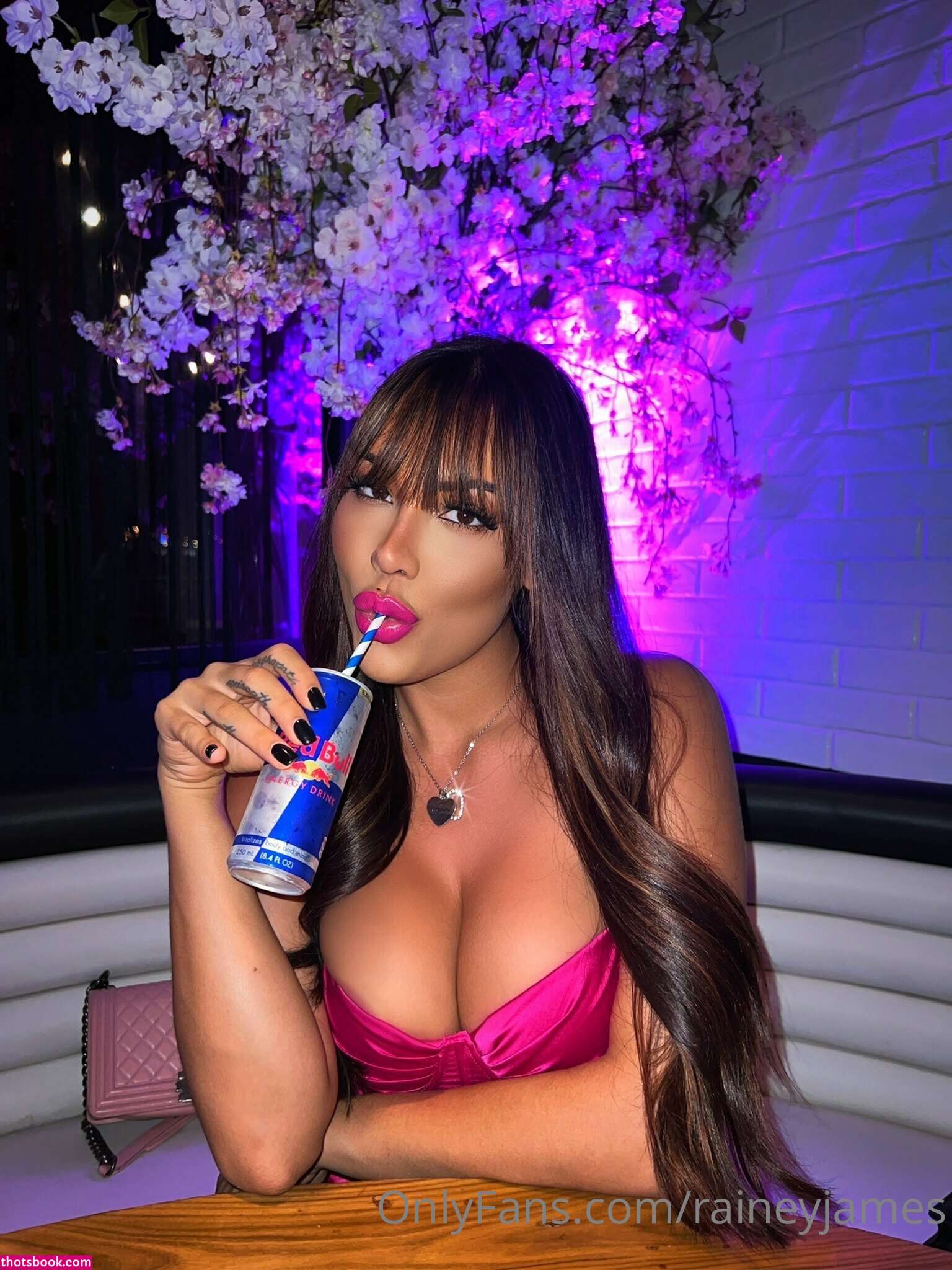 Rainey James Photo #114