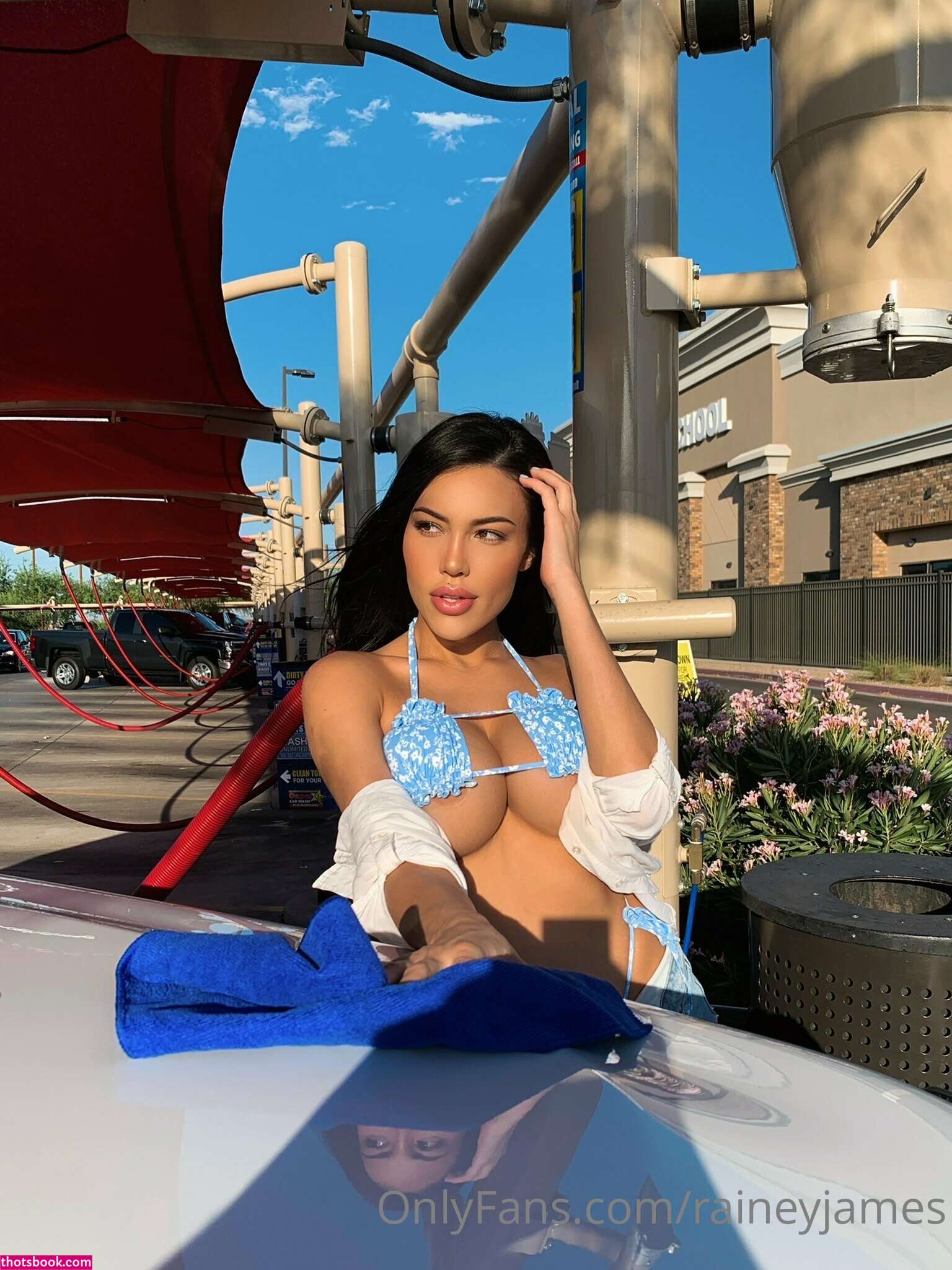 Rainey James Photo #170