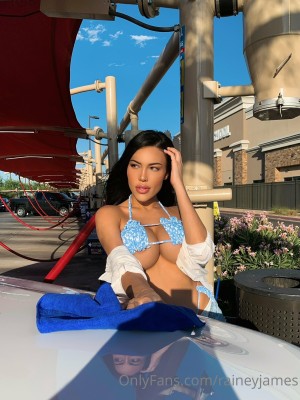 Rainey James Photo #170