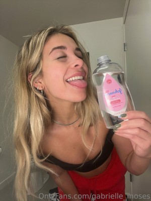 Gabrielle Moses Photo #125