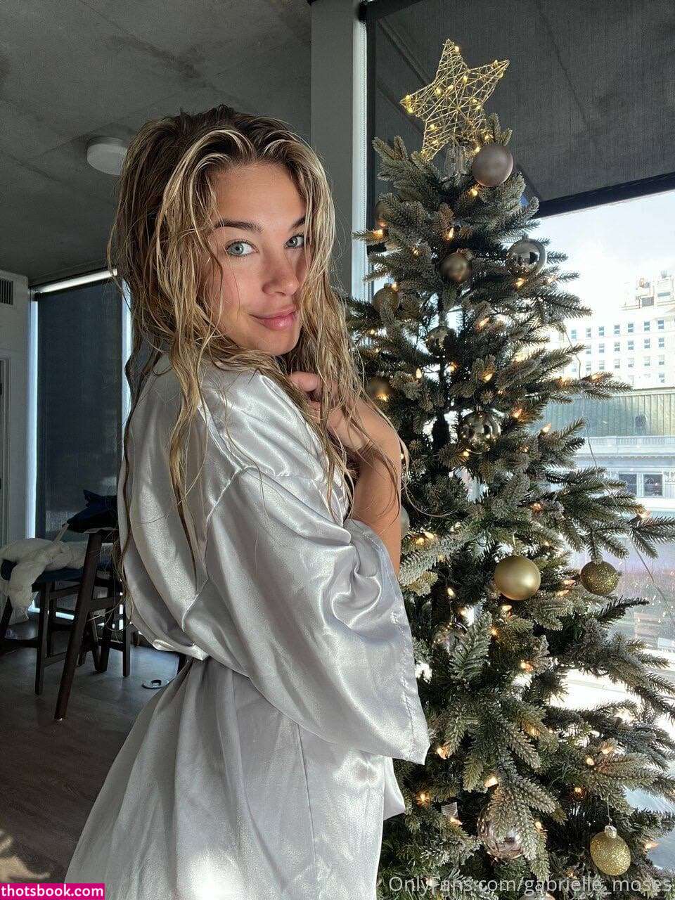 Gabrielle Moses Photo #177