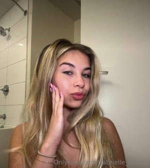 Gabrielle Moses Photo #265