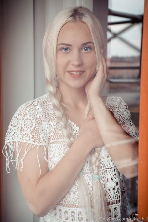 Nikki Hill Photo #101