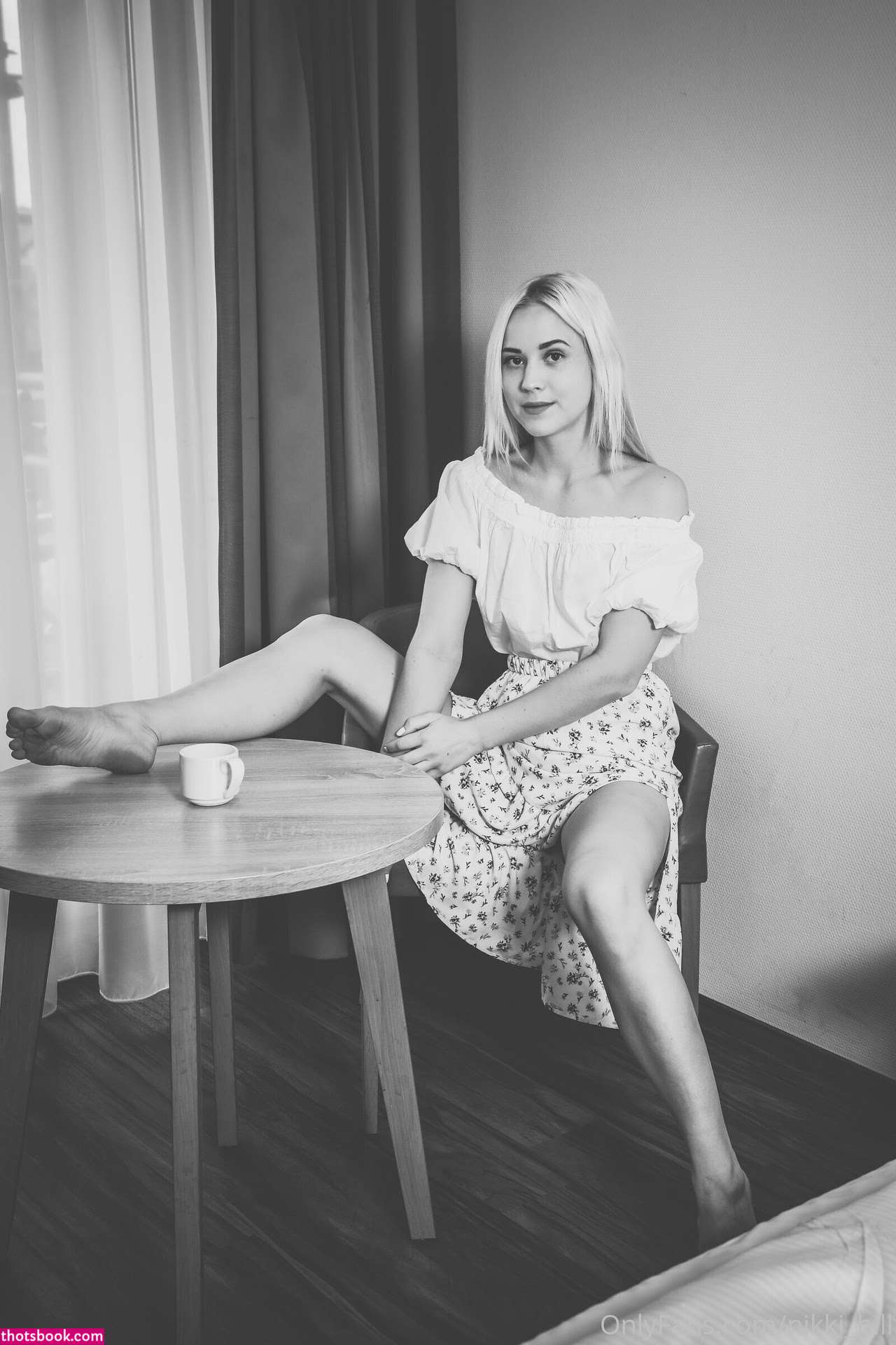 Nikki Hill Photo #129