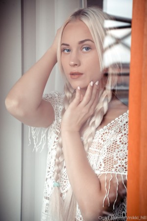 Nikki Hill Photo #121