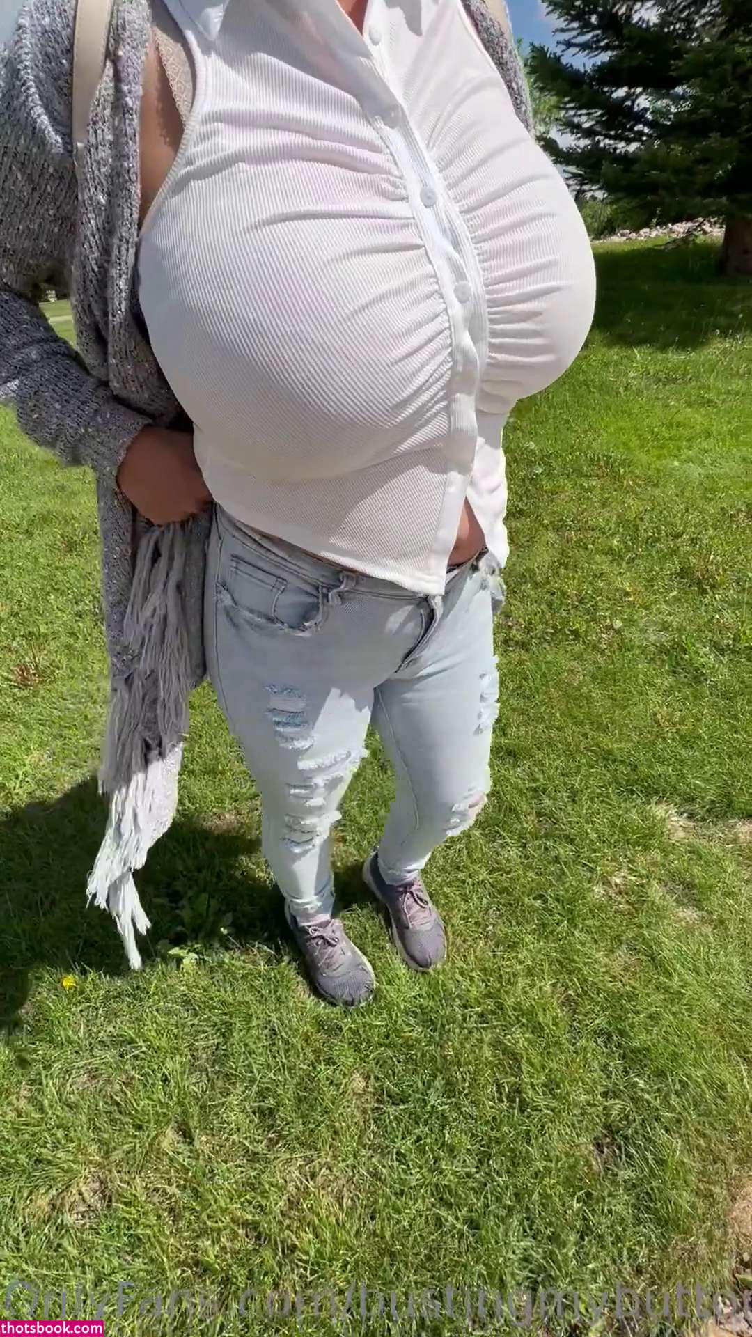 Bustingmybuttons Photo #87