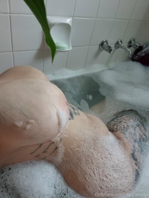 mspamelia Photo #129