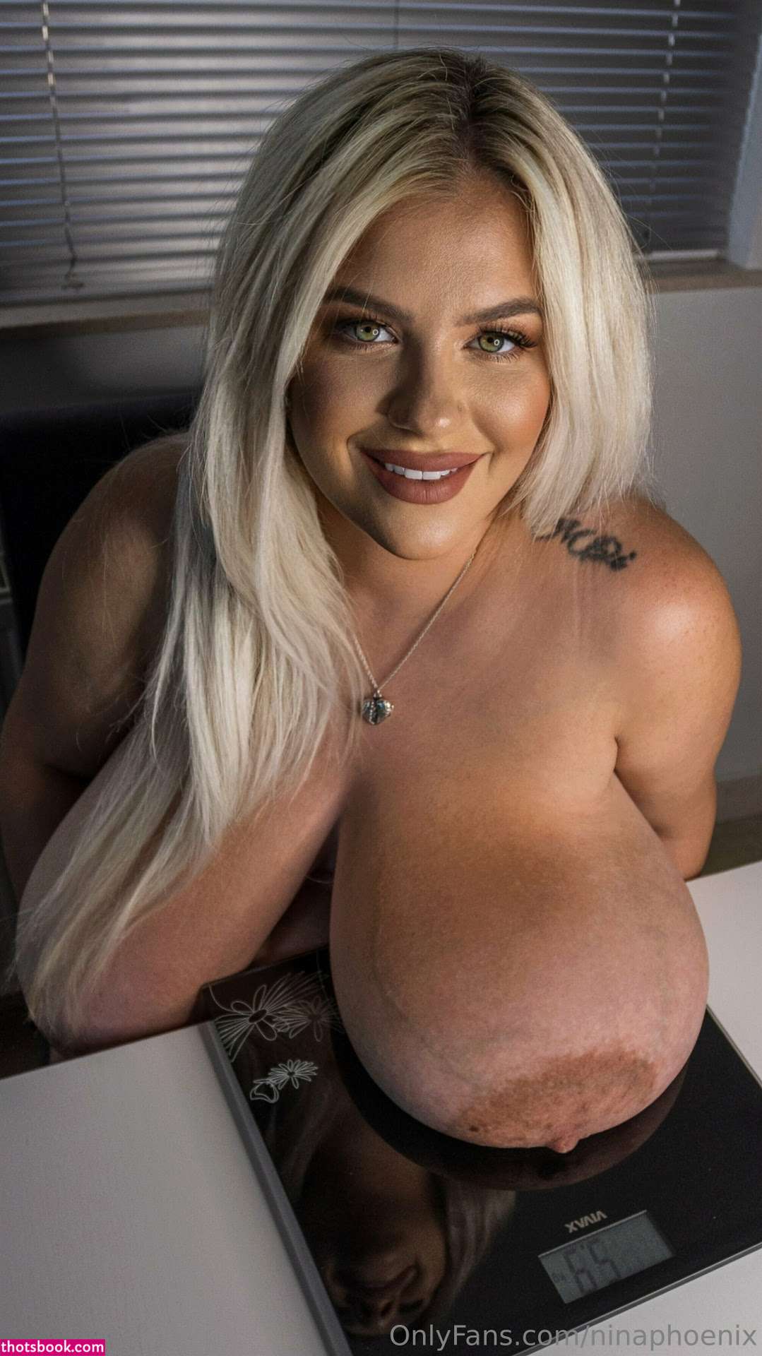 Ninaphoenix Photo #44